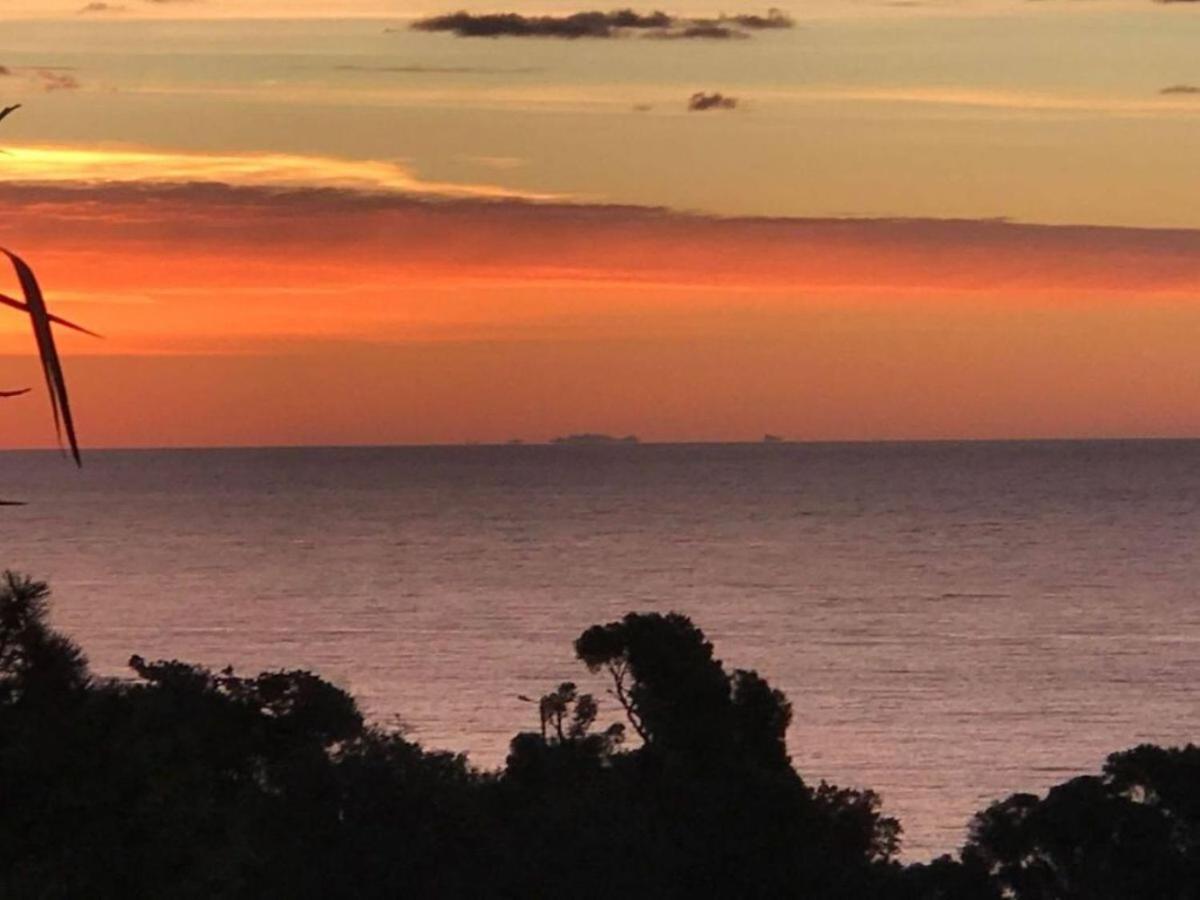Villa Les Alizes Le Le Rayol-Canadel-sur-Mer Εξωτερικό φωτογραφία