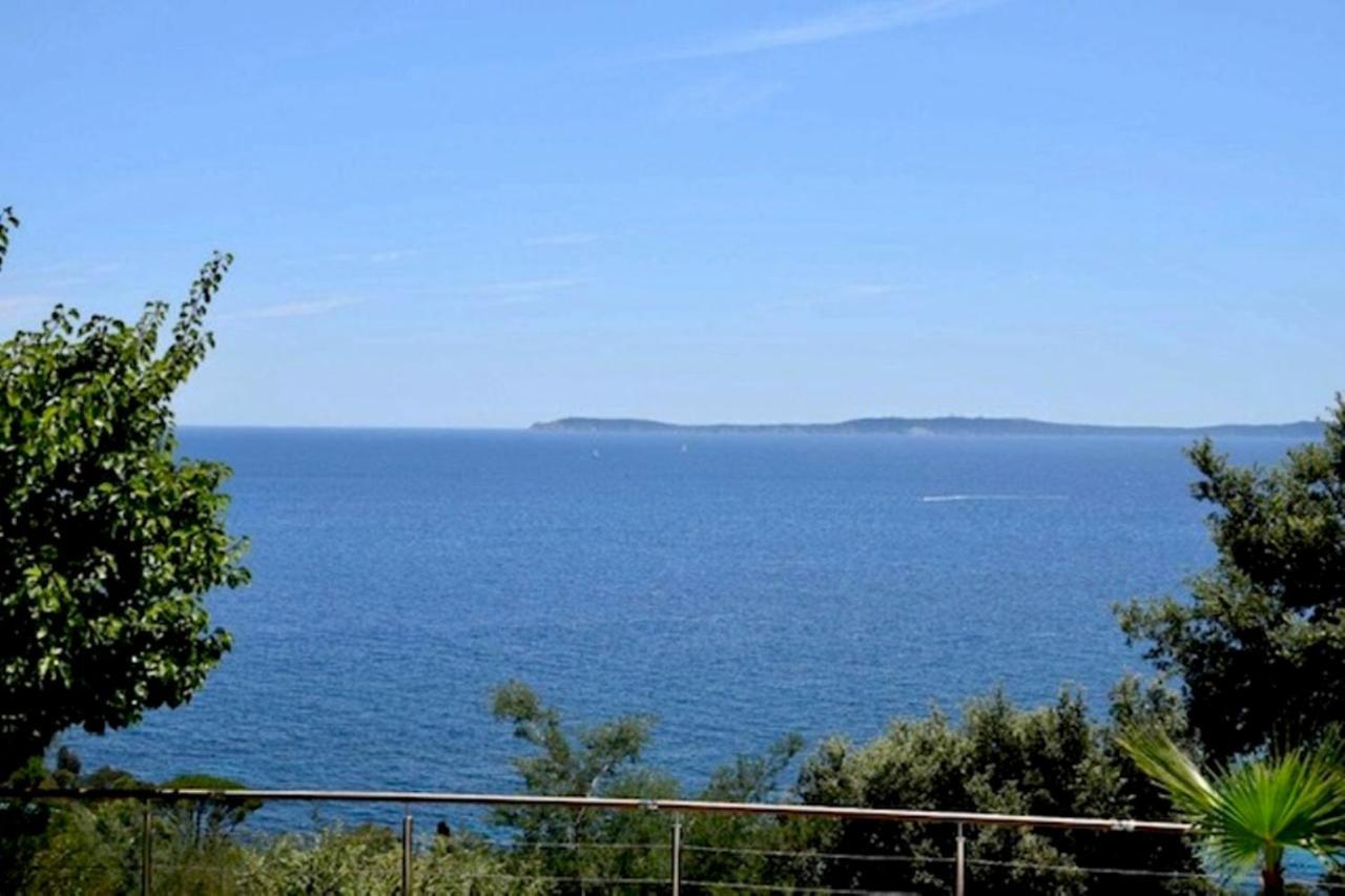 Villa Les Alizes Le Le Rayol-Canadel-sur-Mer Εξωτερικό φωτογραφία
