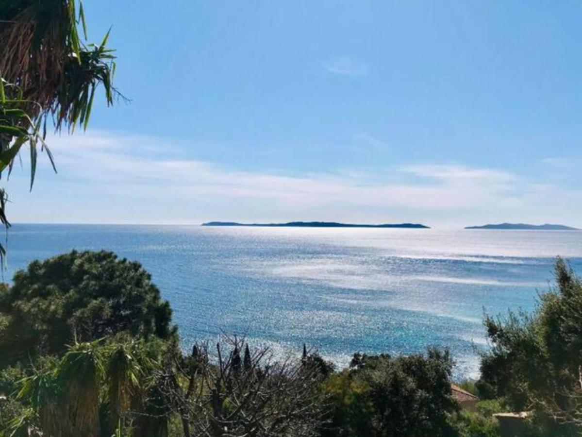Villa Les Alizes Le Le Rayol-Canadel-sur-Mer Εξωτερικό φωτογραφία