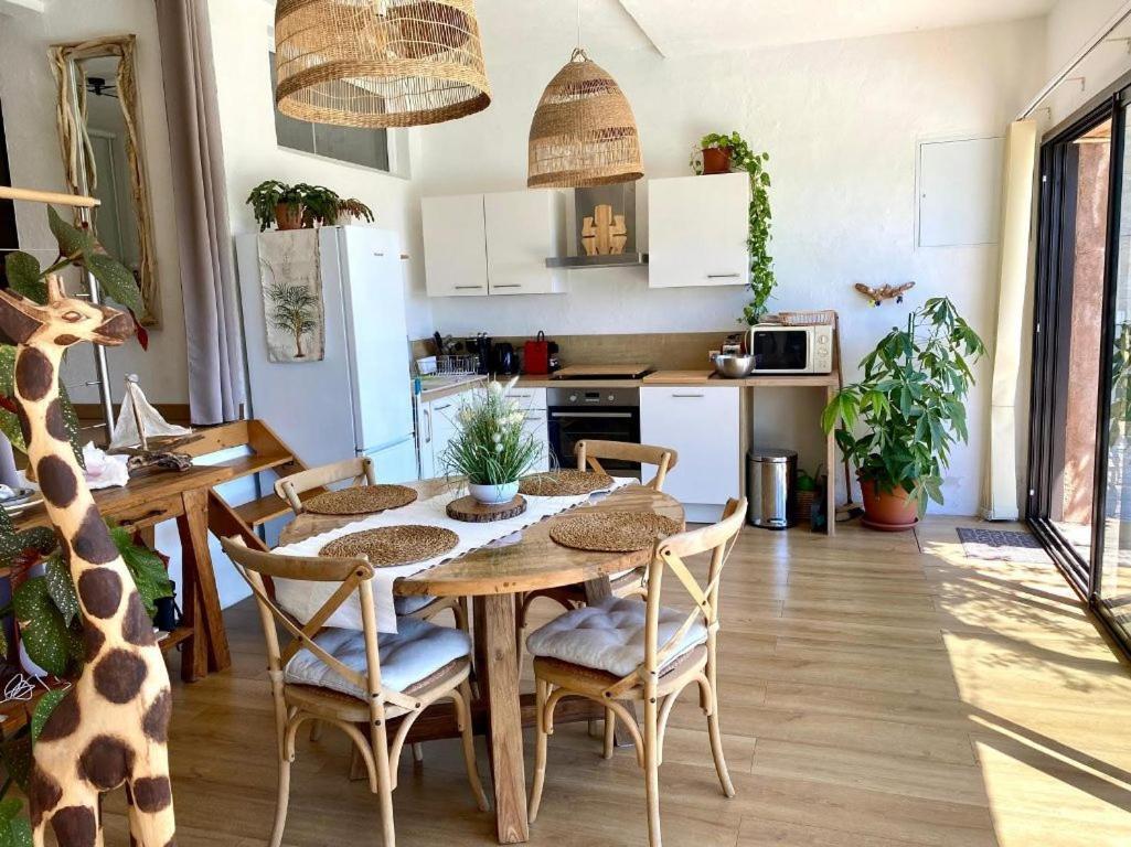 Villa Les Alizes Le Le Rayol-Canadel-sur-Mer Εξωτερικό φωτογραφία