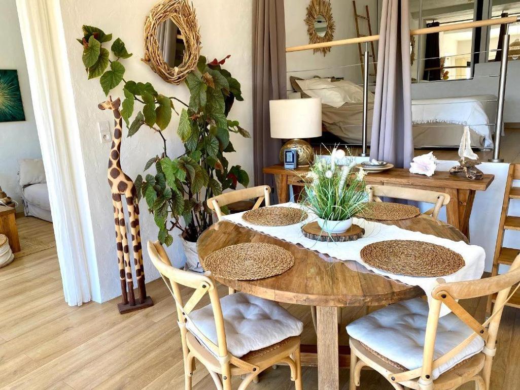 Villa Les Alizes Le Le Rayol-Canadel-sur-Mer Εξωτερικό φωτογραφία